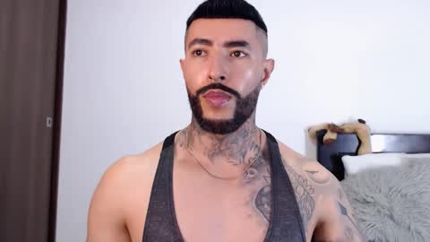 Independent Model online show from February 16, 4:09 am