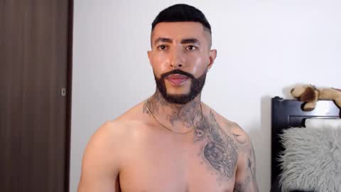 Independent Model online show from February 18, 5:53 am