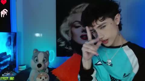 Max online show from January 9, 11:45 pm