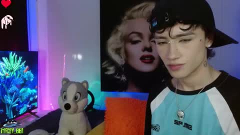 Max online show from January 25, 6:12 am