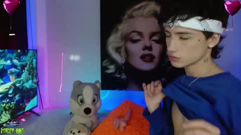 Max online show from February 5, 7:07 am