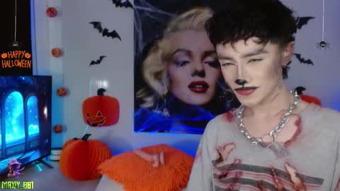 Max online show from October 4, 4:32 am