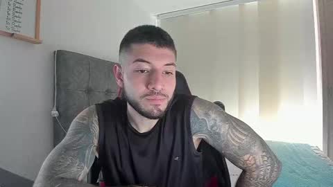 maxvibe_ online show from November 6, 4:08 pm