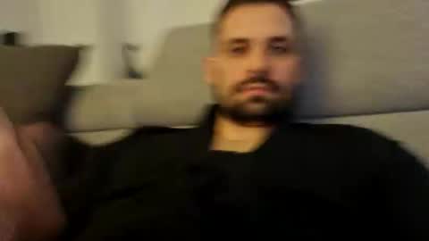 Snapshot of maxview67 chatting on November 25, 7:52 am Max online show from November 25, 7:52 am