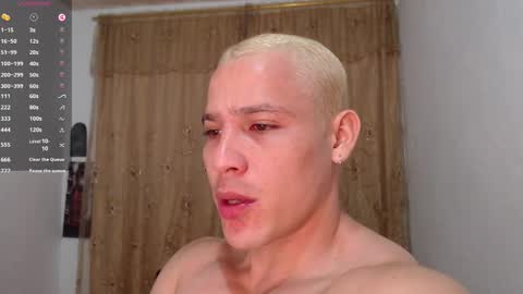 Max online show from December 3, 10:28 am