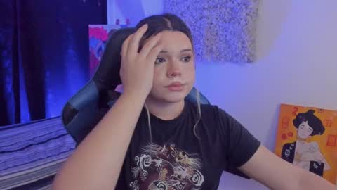 Snapshot of maxxxine_ chatting on December 8, 8:41 am Maxine Minx online show from December 8, 8:41 am