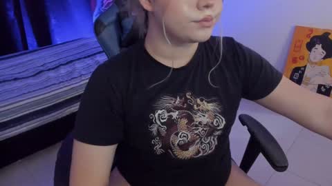 Snapshot of maxxxine_ chatting on December 8, 11:46 am Maxine Minx online show from December 8, 11:46 am