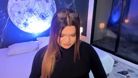 Snapshot of maxxxine_ chatting on October 9, 4:54 am Maxine Minx online show from October 9, 4:54 am