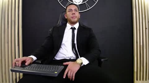 Snapshot of maxxxpowerful chatting on February 1, 1:02 am maxxxpowerful online show from February 1, 1:02 am