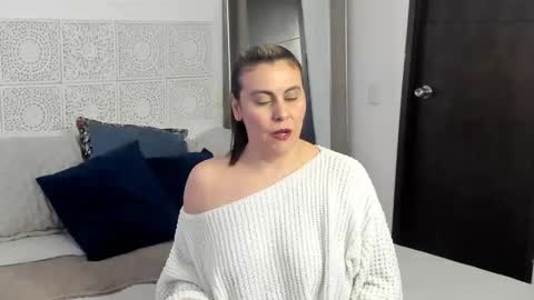 Snapshot of maxzy_star chatting on December 30, 10:01 pm Victoria online show from December 30, 10:01 pm