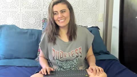 Snapshot of maxzy_star chatting on January 30, 8:53 pm Victoria online show from January 30, 8:53 pm