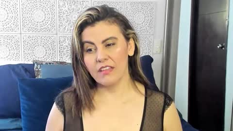 Snapshot of maxzy_star chatting on February 1, 4:44 pm Victoria online show from February 1, 4:44 pm