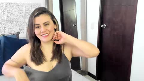 Snapshot of maxzy_star chatting on February 22, 6:08 pm Victoria online show from February 22, 6:08 pm