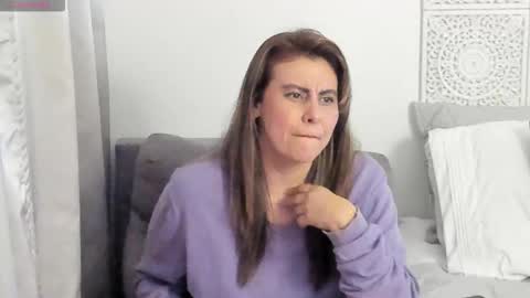 Snapshot of maxzy_star chatting on November 20, 11:26 pm Victoria online show from November 20, 11:26 pm