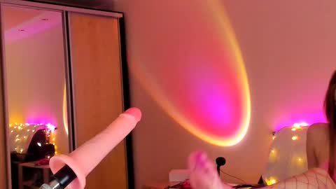 May Flower online show from January 23, 1:13 pm