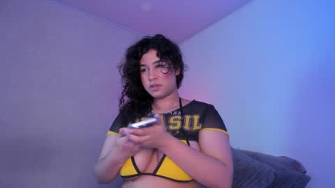 maya_house online show from September 18, 3:52 am