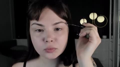 Snapshot of maya_muse chatting on October 28, 6:06 am Woman online show from October 28, 6:06 am