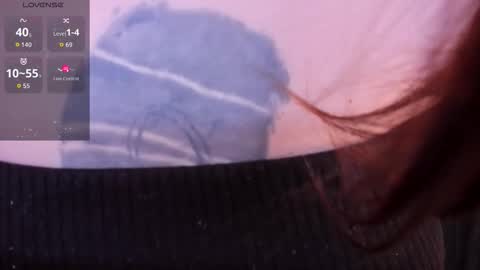 Snapshot of maya_muse chatting on November 27, 2:19 pm Woman online show from November 27, 2:19 pm