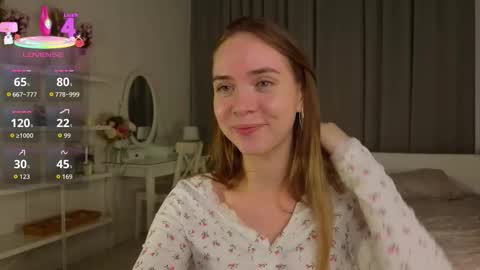 Snapshot of mayagreet chatting on October 9, 8:29 pm My name is Kara online show from October 9, 8:29 pm