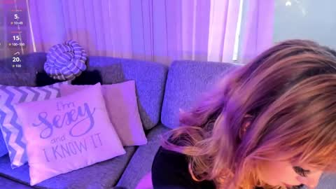 Snapshot of mayajhons chatting on September 27, 1:05 pm Mayajhons online show from September 27, 1:05 pm