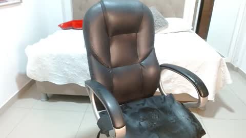 MAYA online show from February 21, 11:54 pm