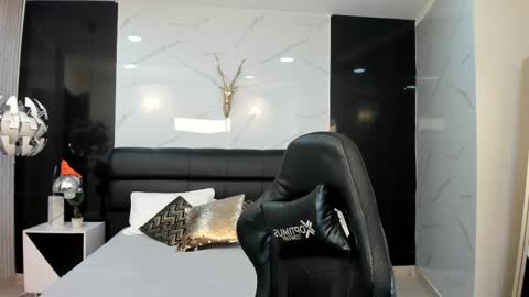 Maylin online show from March 4, 7:08 am