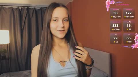 Snapshot of maysday chatting on October 21, 1:34 pm May online show from October 21, 1:34 pm