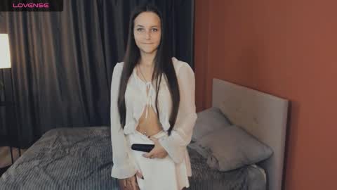 Snapshot of maysday chatting on October 29, 3:47 pm May online show from October 29, 3:47 pm