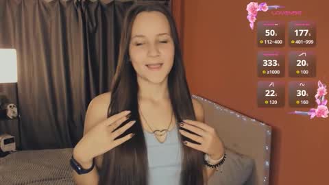 Snapshot of maysday chatting on November 27, 1:46 pm May online show from November 27, 1:46 pm