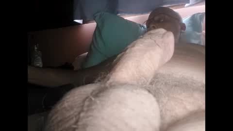 Snapshot of mbravo420 chatting on September 29, 12:10 pm mbravo420 online show from September 29, 12:10 pm