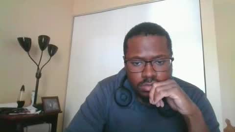 Mark online show from November 6, 7:59 pm