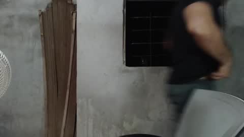 Mcgregor online show from December 5, 5:48 am