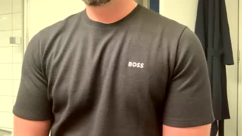 Snapshot of mcr8080 chatting on January 1, 9:07 am mcr8080 online show from January 1, 9:07 am