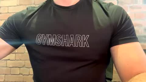 Snapshot of mcr8080 chatting on January 12, 10:34 am mcr8080 online show from January 12, 10:34 am