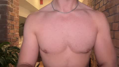 Snapshot of mcr8080 chatting on October 4, 7:50 am mcr8080 online show from October 4, 7:50 am