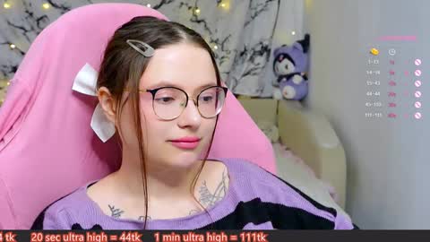 Snapshot of me_hanna chatting on February 4, 10:55 pm Hanna online show from February 4, 10:55 pm