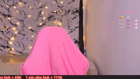 Snapshot of me_hanna chatting on February 17, 1:15 am Hanna online show from February 17, 1:15 am