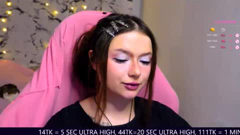 Snapshot of me_hanna chatting on March 11, 11:59 pm Hanna online show from March 11, 11:59 pm