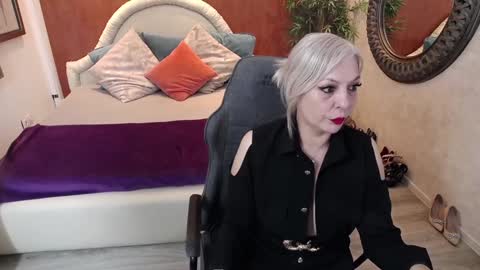 meamandax online show from January 20, 7:58 am