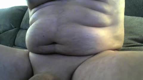 Snapshot of meathome3 chatting on March 2, 10:27 pm me at home online show from March 2, 10:27 pm