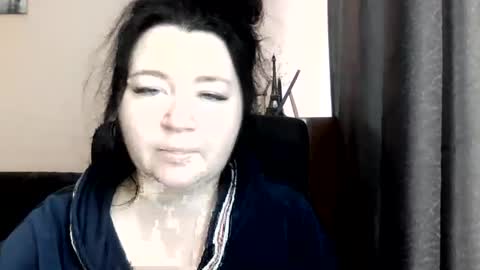 Oltereodora-lima online show from October 20, 8:15 am