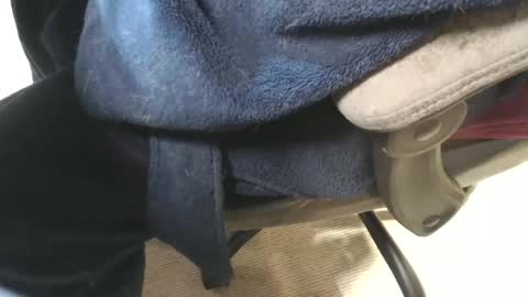 Snapshot of mee9090e900 chatting on October 1, 10:21 am mee9090e900 online show from October 1, 10:21 am