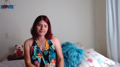 Snapshot of meehturt chatting on December 9, 1:07 am anna online show from December 9, 1:07 am