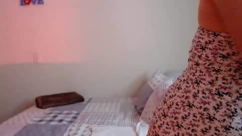 Snapshot of meehturt chatting on February 24, 2:51 am anna online show from February 24, 2:51 am