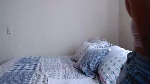 Snapshot of meehturt chatting on March 12, 9:45 pm anna online show from March 12, 9:45 pm