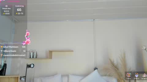 Snapshot of meelanny_ds chatting on January 16, 8:00 am online show from January 16, 8:00 am