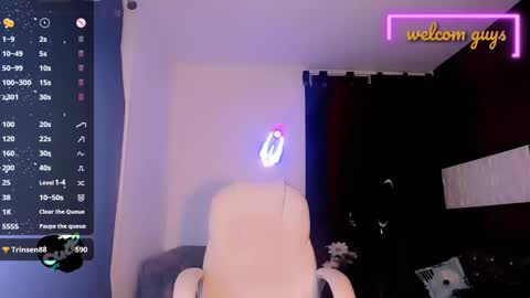 Snapshot of meelanyalejandraa chatting on February 22, 8:40 am MelanyAlejandra online show from February 22, 8:40 am