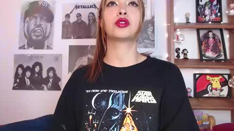 Emily online show from December 15, 2:37 pm