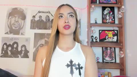 Emily online show from November 24, 11:15 pm