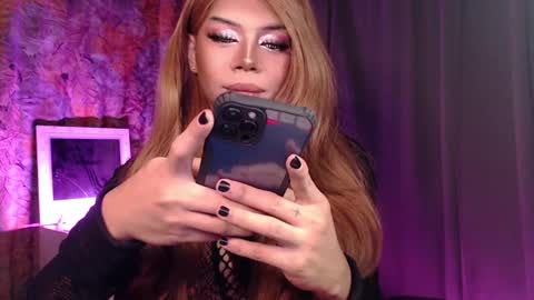 Snapshot of meetmehalfway888 chatting on January 24, 6:25 pm GODDESS OF ALL GODDESSES online show from January 24, 6:25 pm